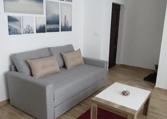 Dvori E11 Hilltop Daire *